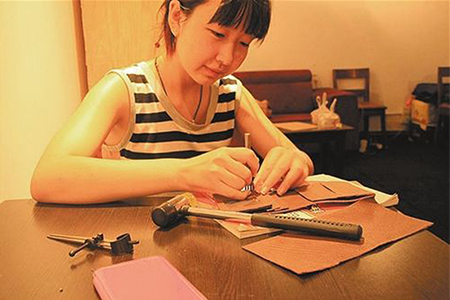 皮具手袋制作工藝流程