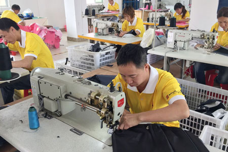 找背包定做廠家認準愛自由箱包