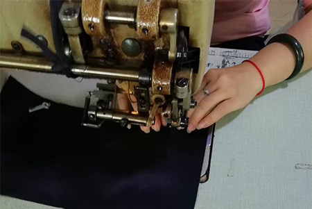 華北工控定制員工福利雙肩電腦背包